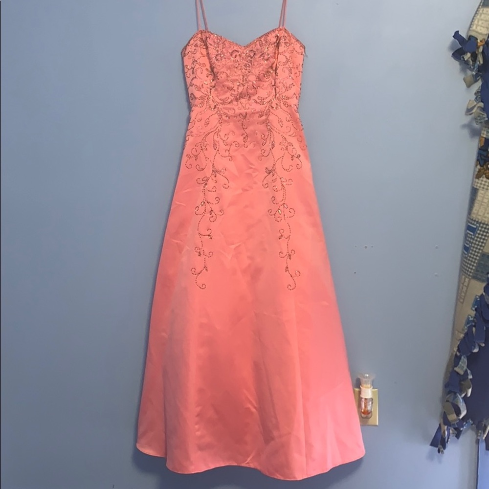 Pink prom Donated
